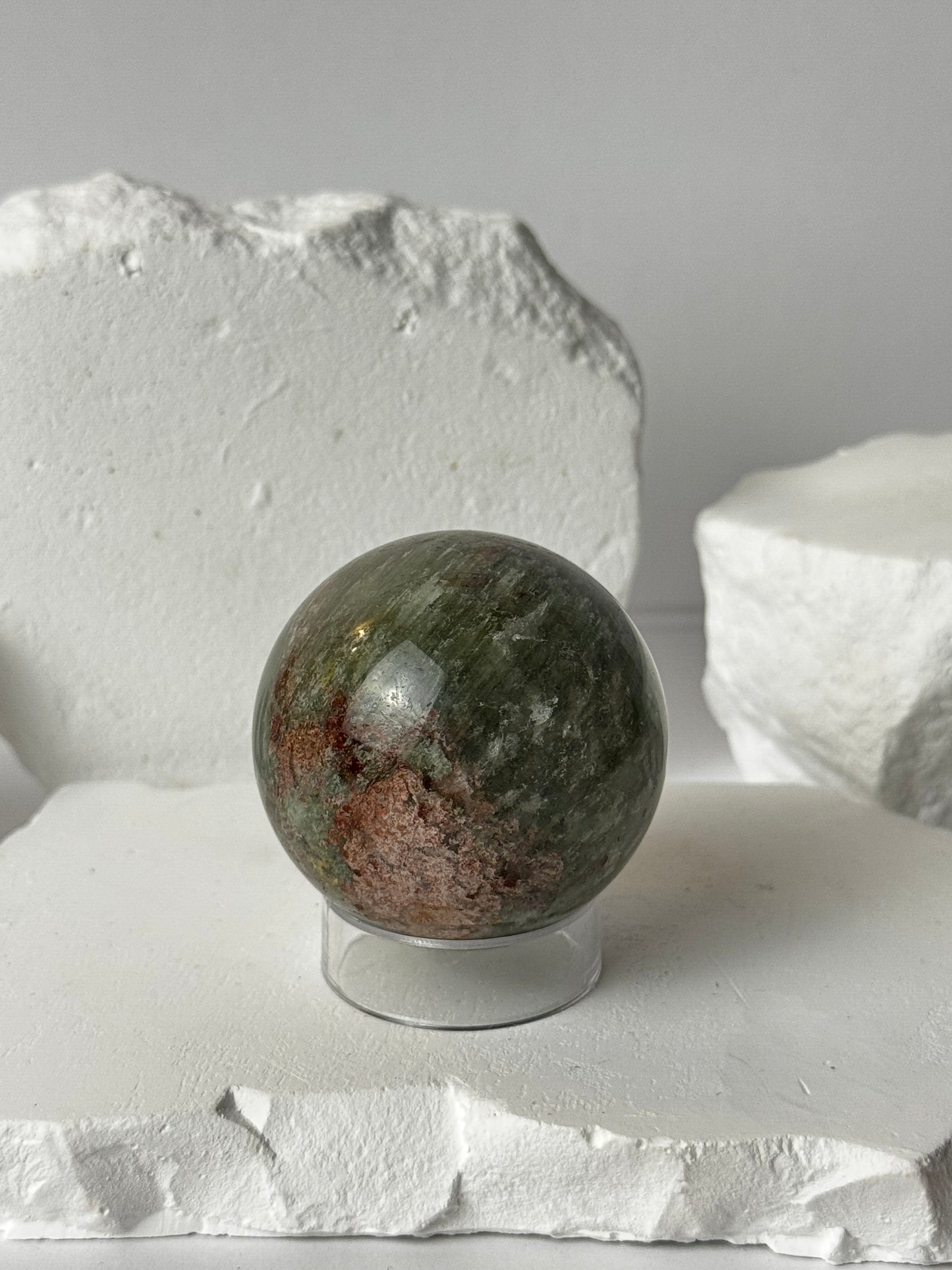 Garden quartz – sphere