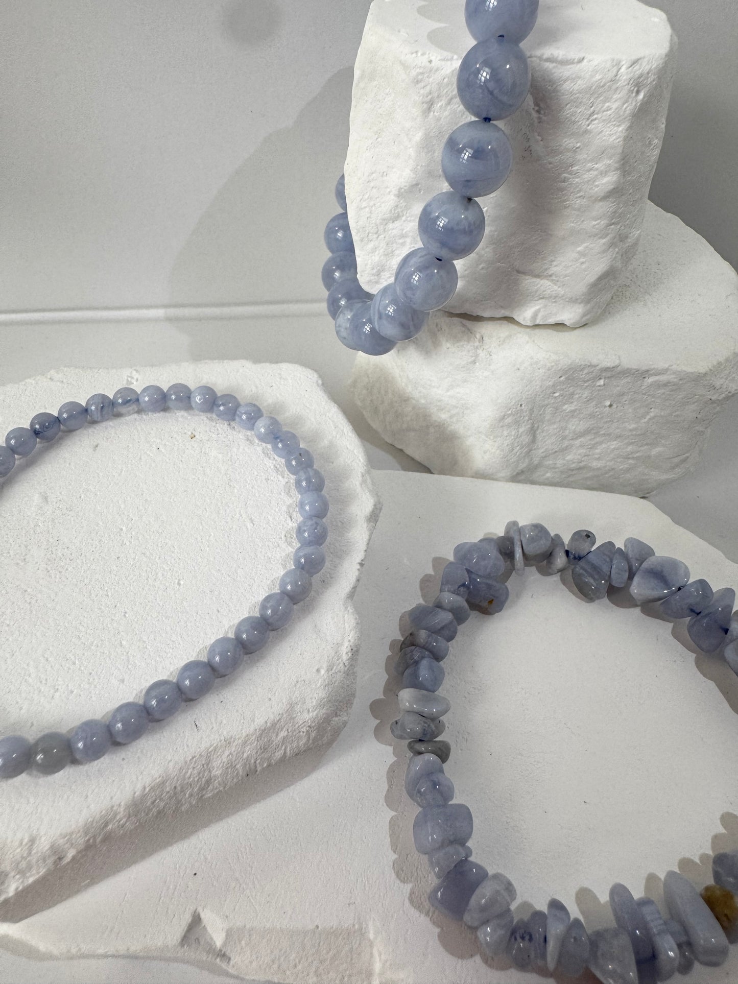 Blue Lace Achat Armband – „Wenn du Frieden, Sanftheit und innere Klärung suchst“