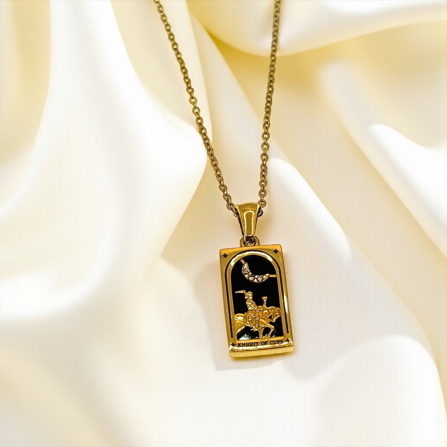 ✨ Knight of Cups - Necklace