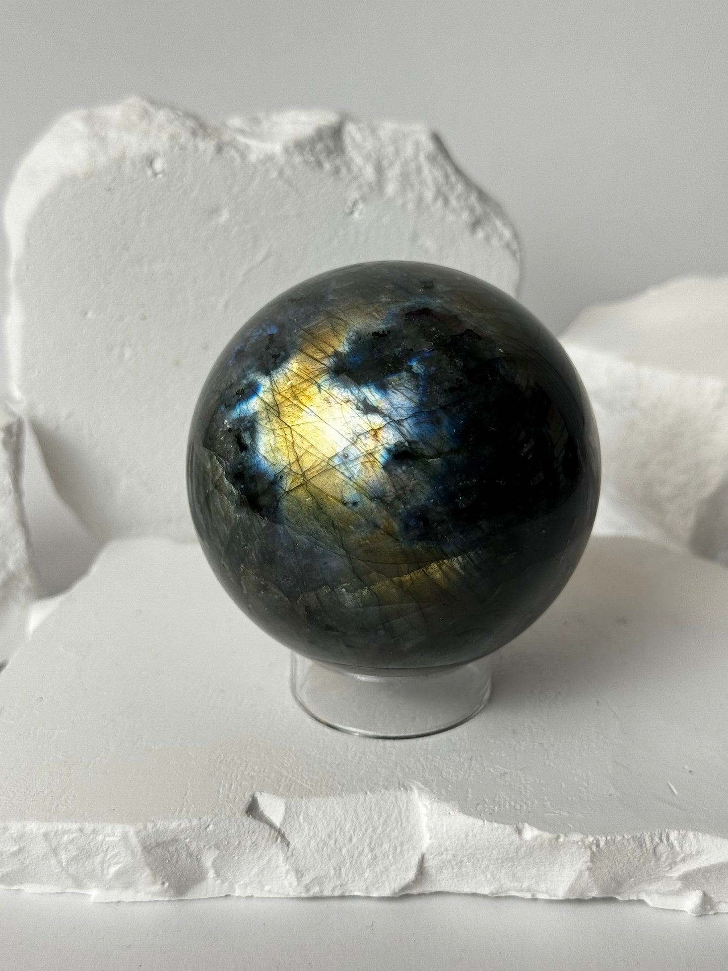 Labradorit – Kugel