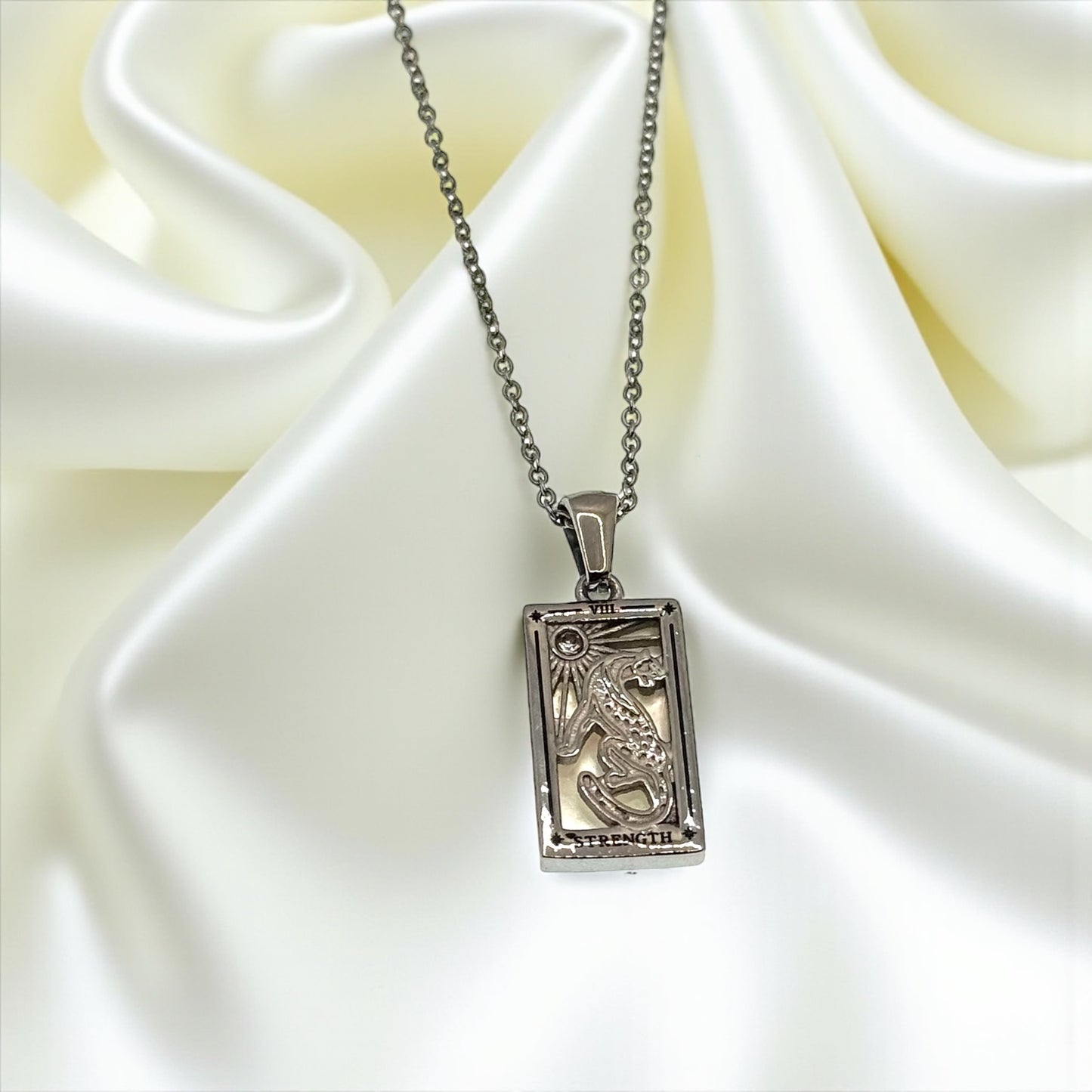 ✨ The Strength – Silver Edition – Halskette