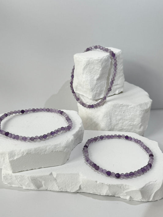 Amethyst (light) bracelet – “When your mind becomes quiet”