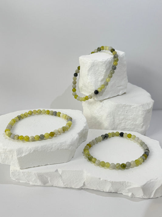 Lemon Jade Bracelet Type 2 – “If you seek stability, self-confidence, and a calm demeanor”