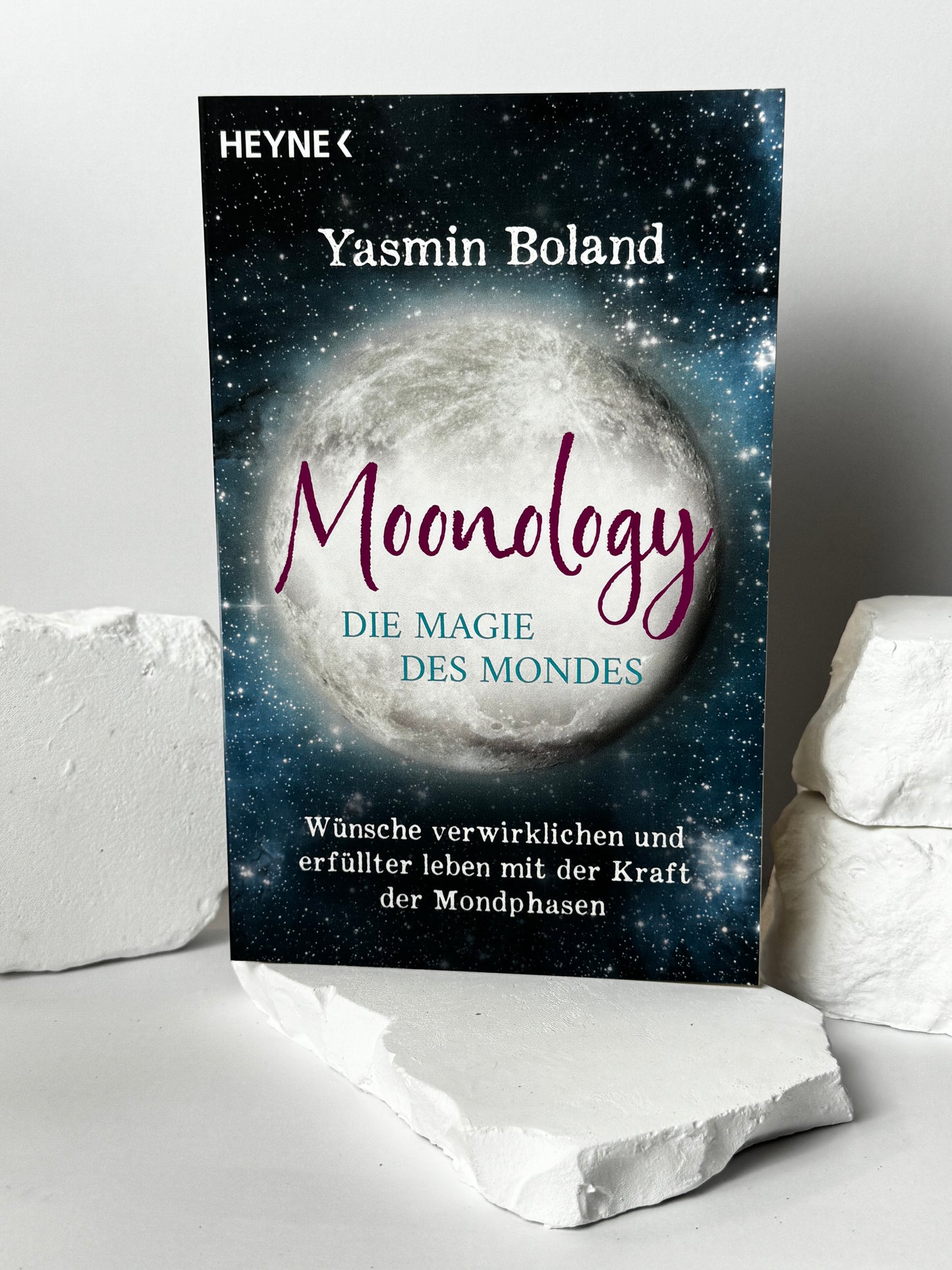 Moonology – The Magic of the Moon – Yasmin Boland