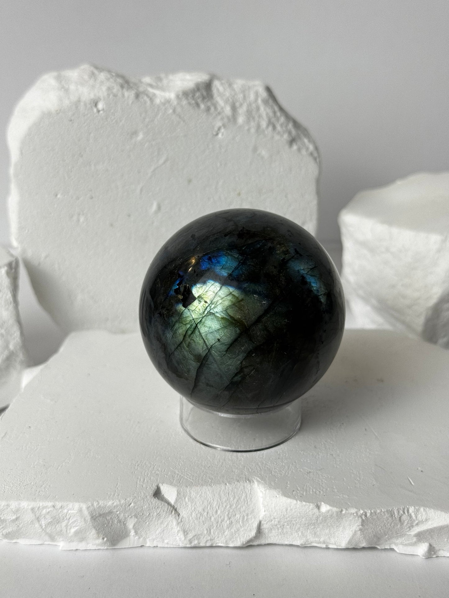 Labradorit – Kugel