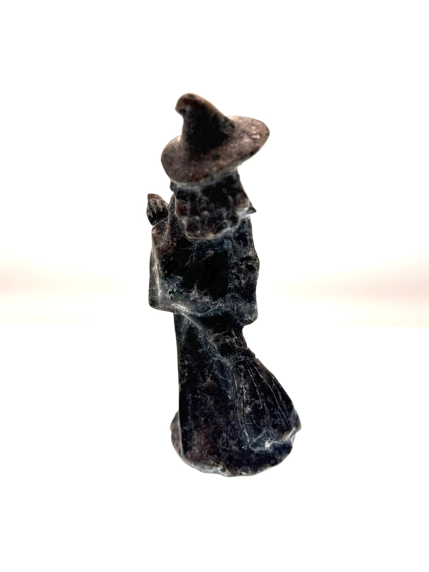 🧙‍♀️ Yooperlit Hexe – Carving