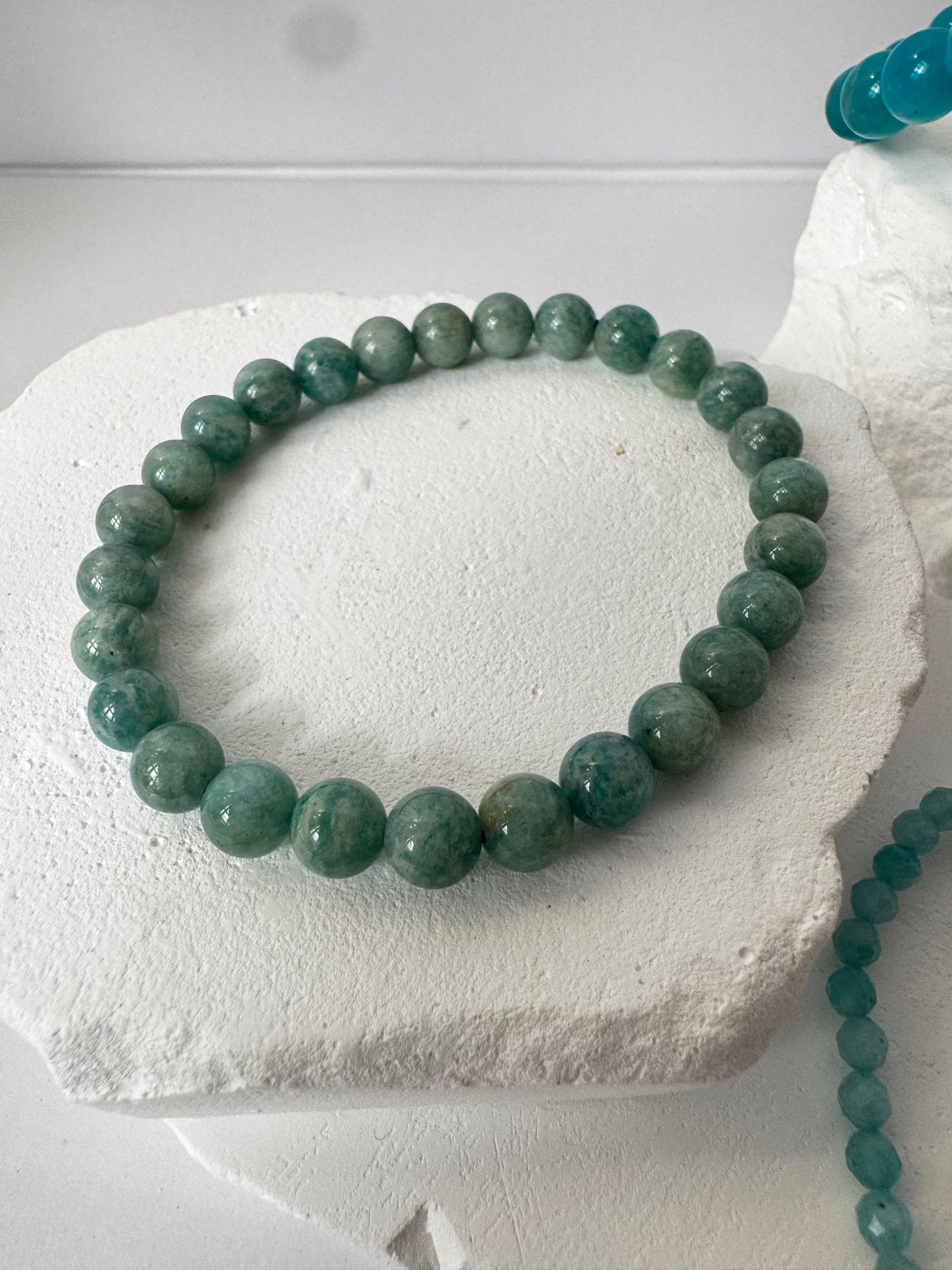 Amazonit Armband – „Freiheit im Fluss deiner Wahrheit“