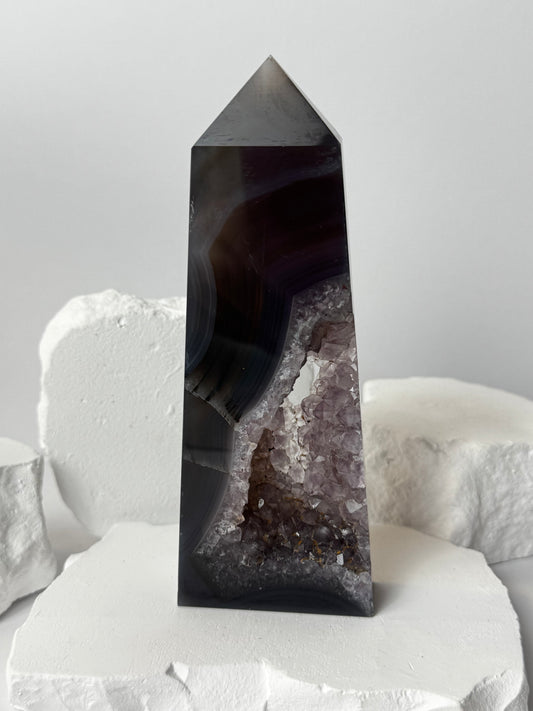 Druzy Achat Turm mit Amethyst