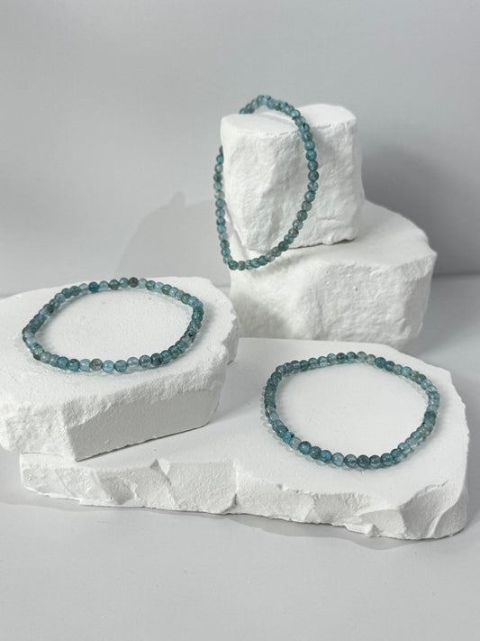 Blauer Topaz Armband – „Wenn du innere Klarheit, authentische Kommunikation und geistige Frische suchst“