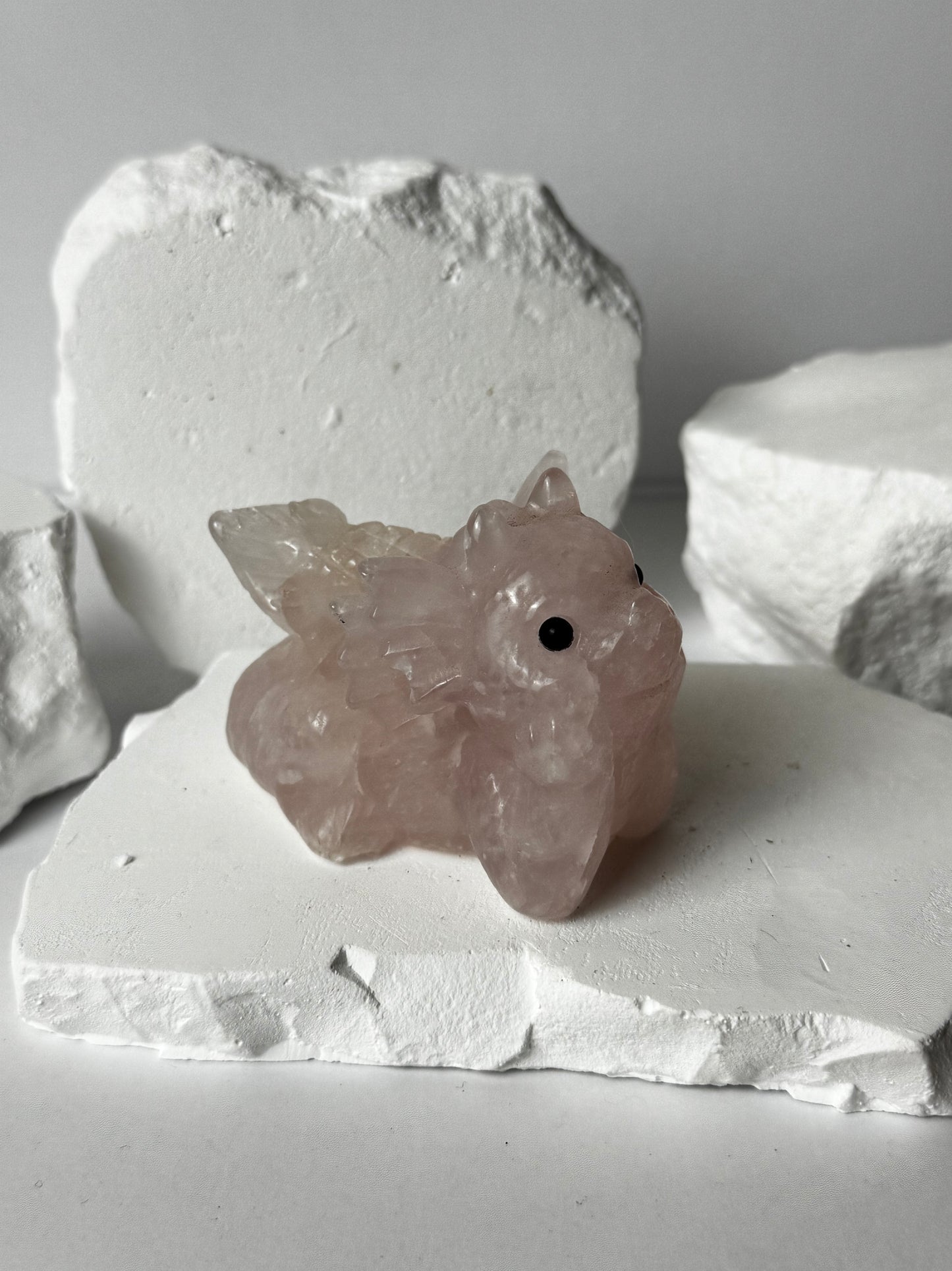 Lying Rose Quartz – Dragon