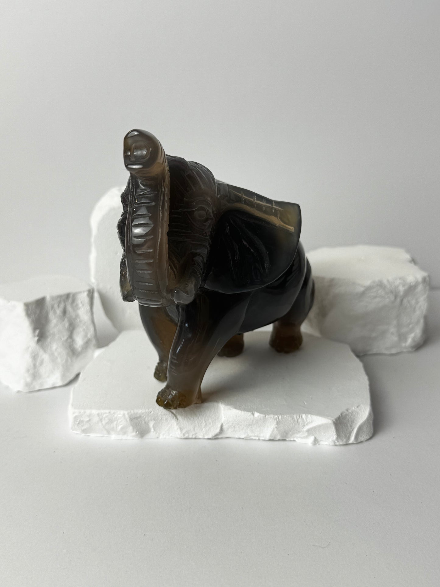 Druzy Achat – Elefant Carving