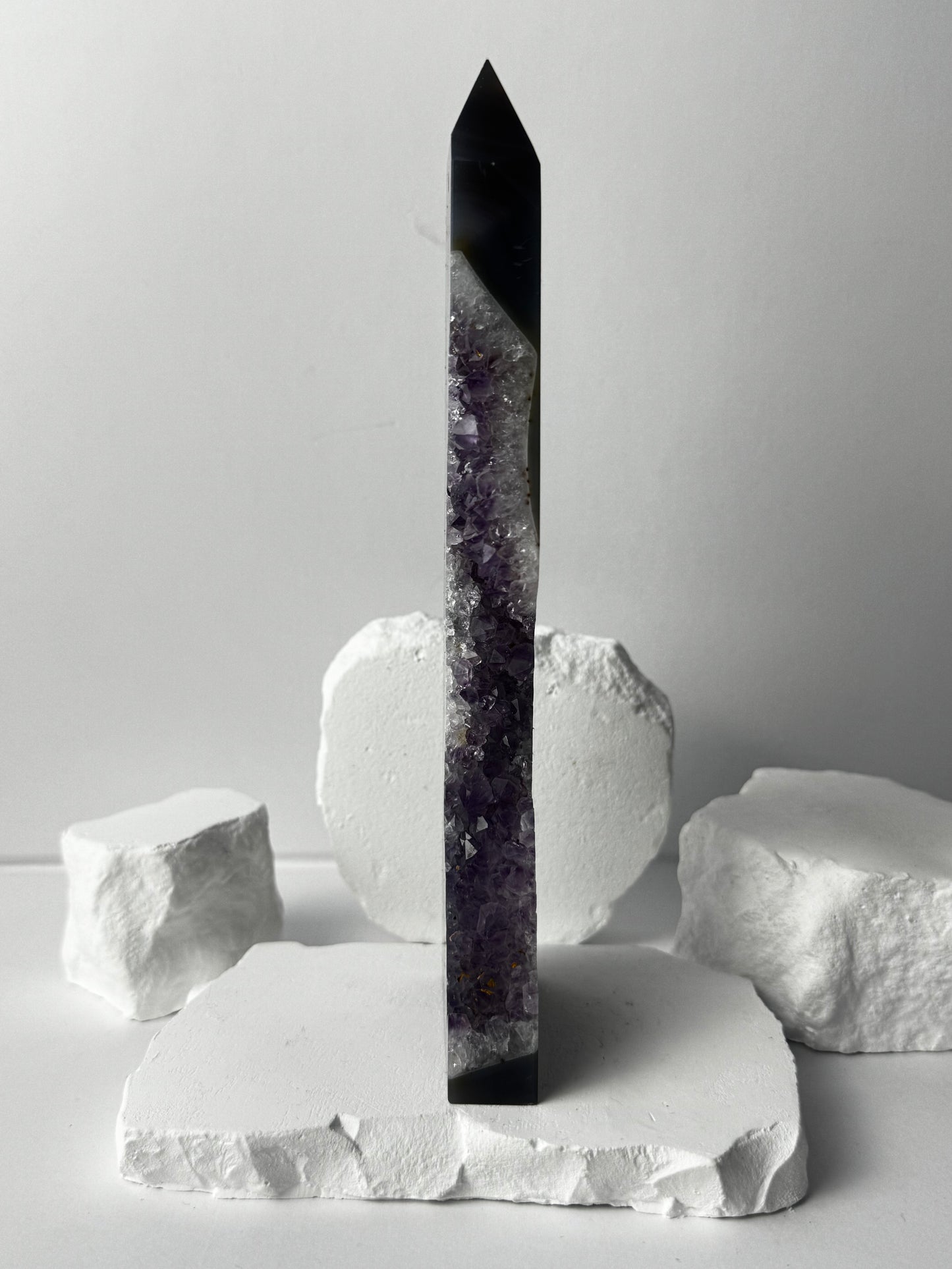 Druzy Achat Turm mit Amethyst